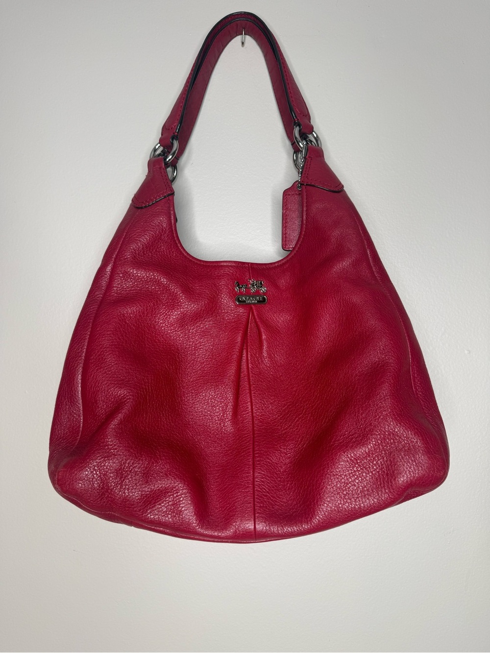 COACH Madison Maggie Red Pebbled Leather Shoulder Bag Tote 21225M